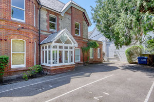 Front External- click for photo gallery